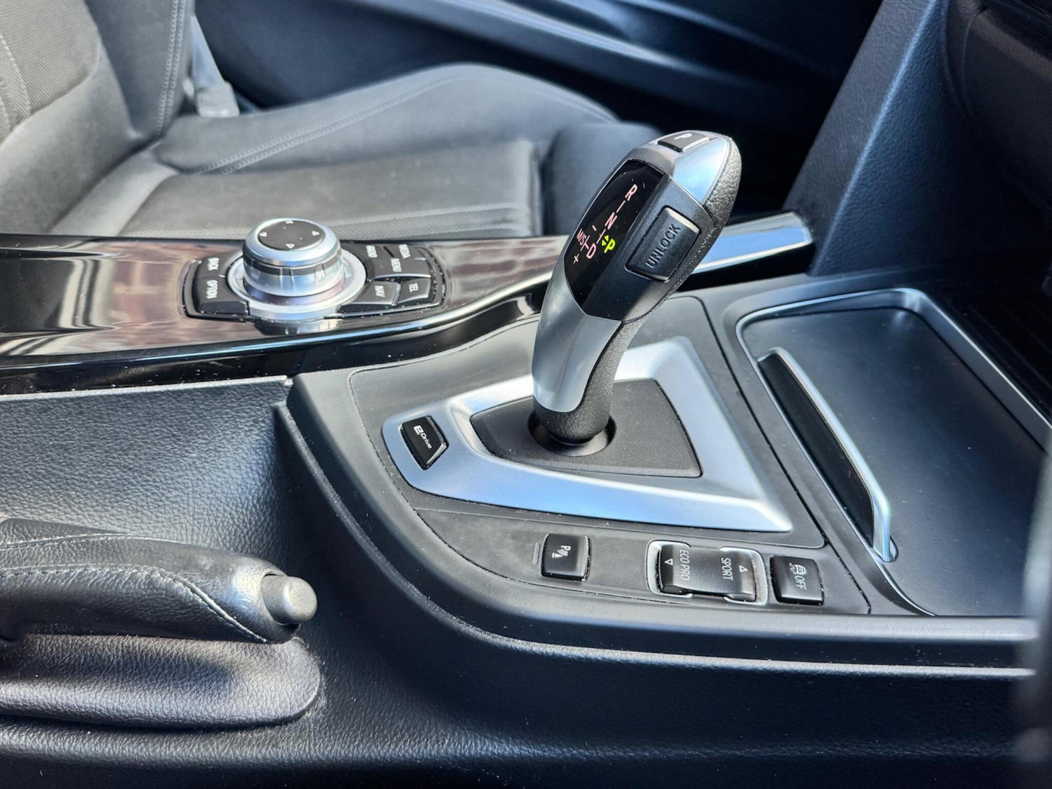 Used BMW 3 Series 2017 for sale - 77440296: Photo 34