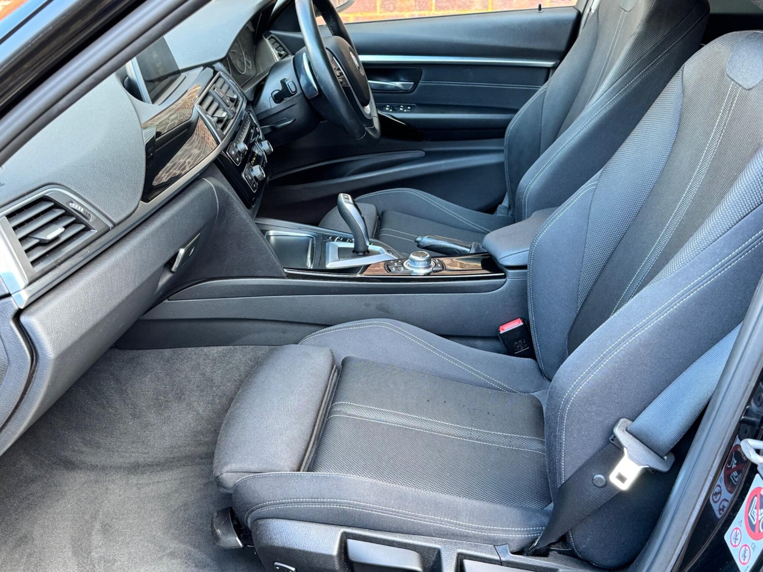 Used BMW 3 Series 2017 for sale - 77440296: Photo 5