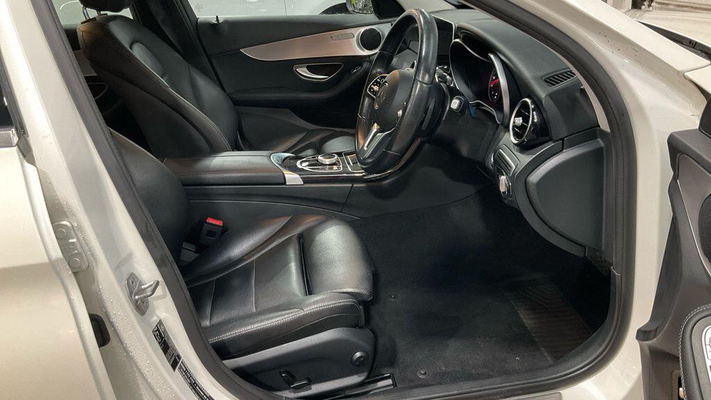 Used Mercedes-Benz C Class 2019 for sale - 76498968: Photo 12