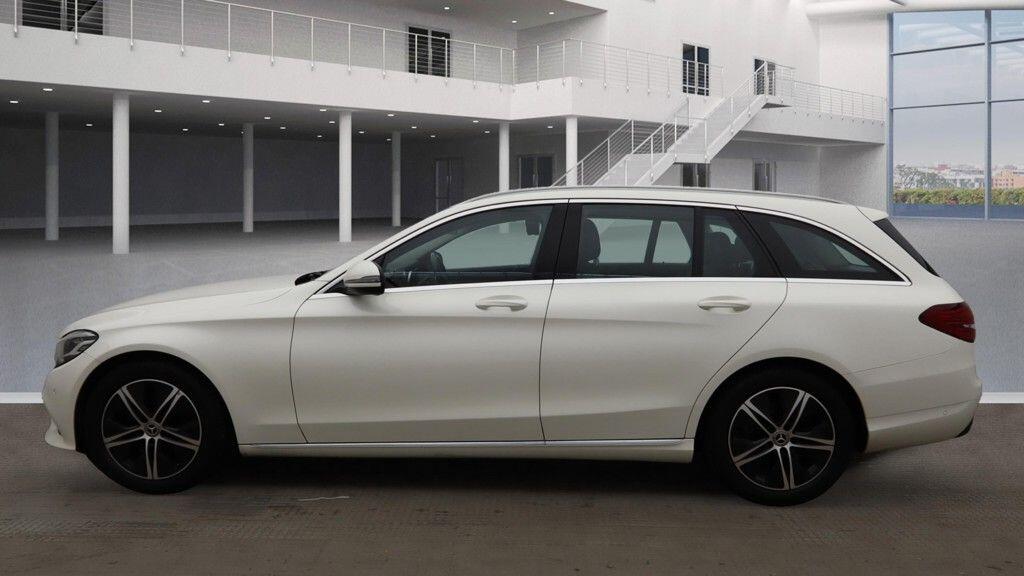 Used Mercedes-Benz C Class 2019 for sale - 76498968: Photo 9