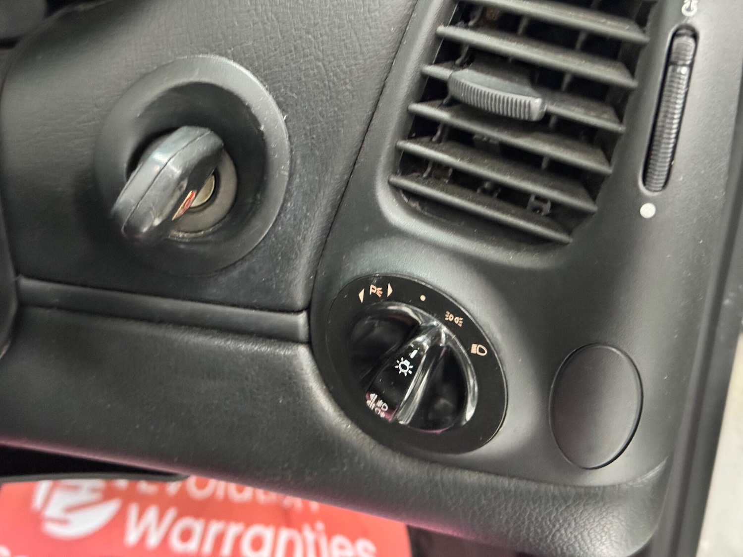 Used Porsche Boxster 2001 for sale - 77191508: Photo 30