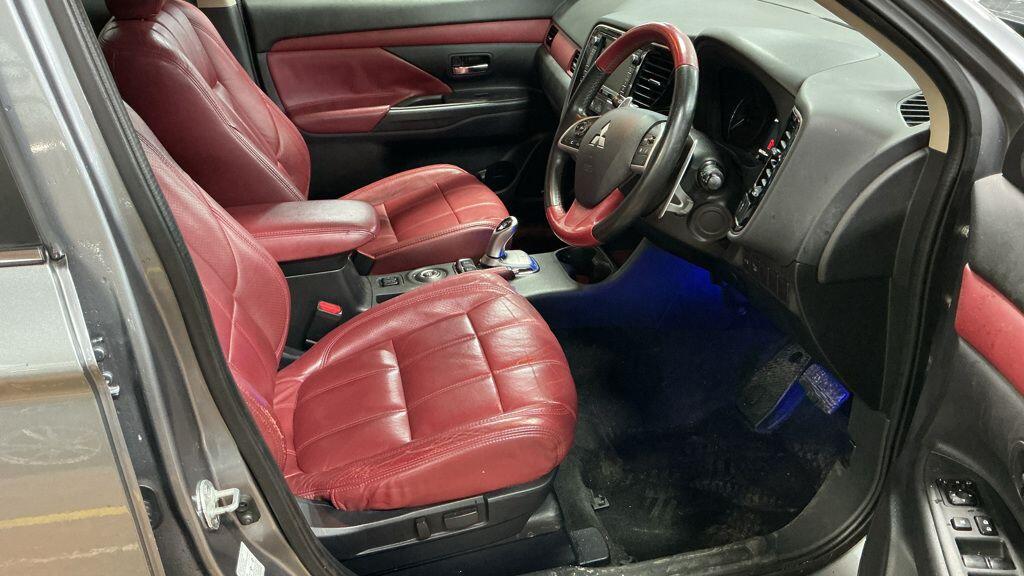 Used Mitsubishi Outlander 2015 for sale - 77029733: Photo 3