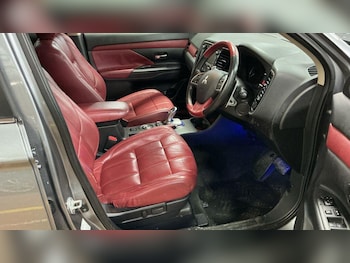 Used Mitsubishi Outlander 2015 for sale - 77029733: Photo