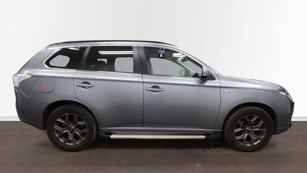 Used Mitsubishi Outlander 2015 for sale - 77029733: Photo 9