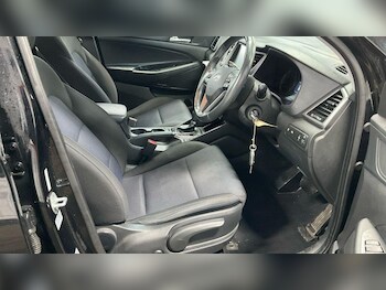 Used Hyundai TUCSON 2017 for sale - 77510140: Photo