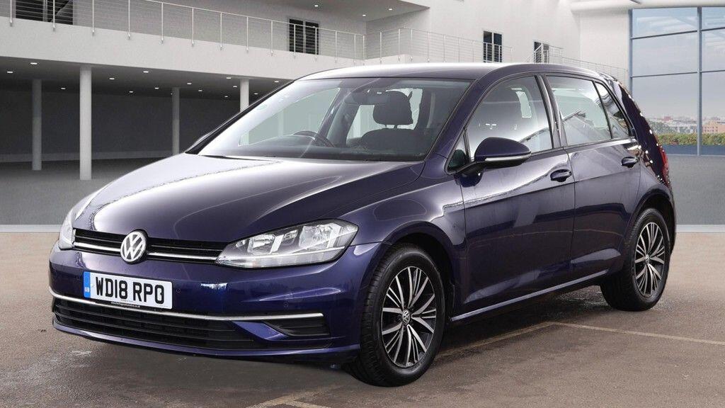 Used Volkswagen Golf 2018 for sale - 77411966: Photo 1