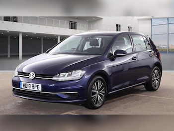 Used Volkswagen Golf 2018 for sale - 77411966: Photo