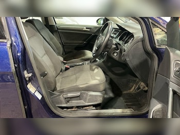 Used Volkswagen Golf 2018 for sale - 77411966: Photo