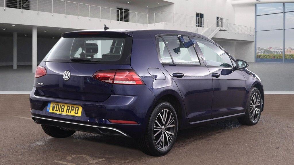 Used Volkswagen Golf 2018 for sale - 77411966: Photo 5