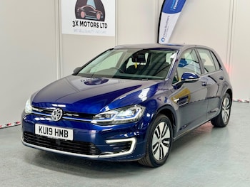 Used Volkswagen Golf 2019 for sale - 76326768: Photo