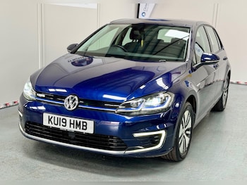 Used Volkswagen Golf 2019 for sale - 76326768: Photo