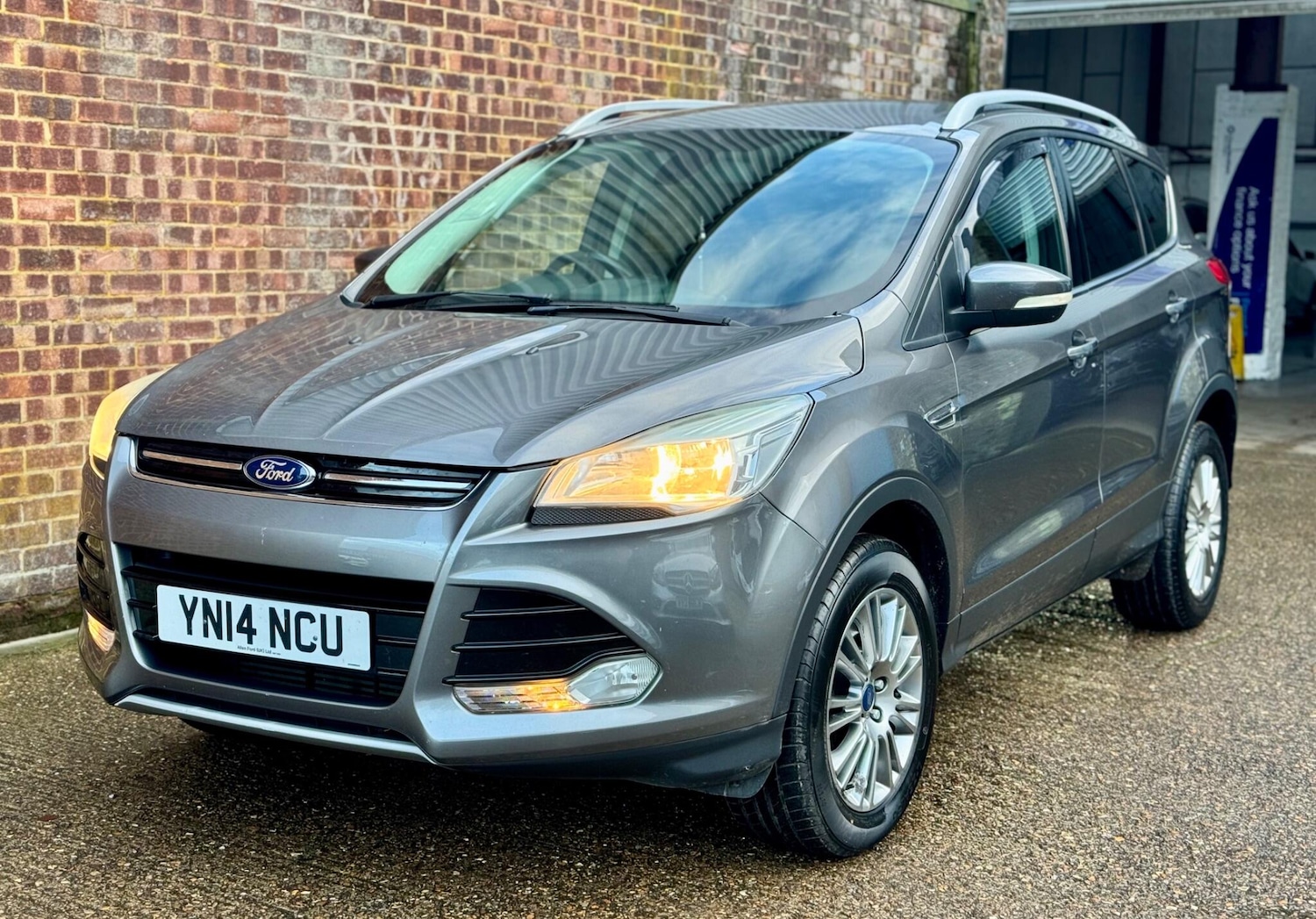 Used Ford Kuga 2014 for sale - 76742962: Photo 1