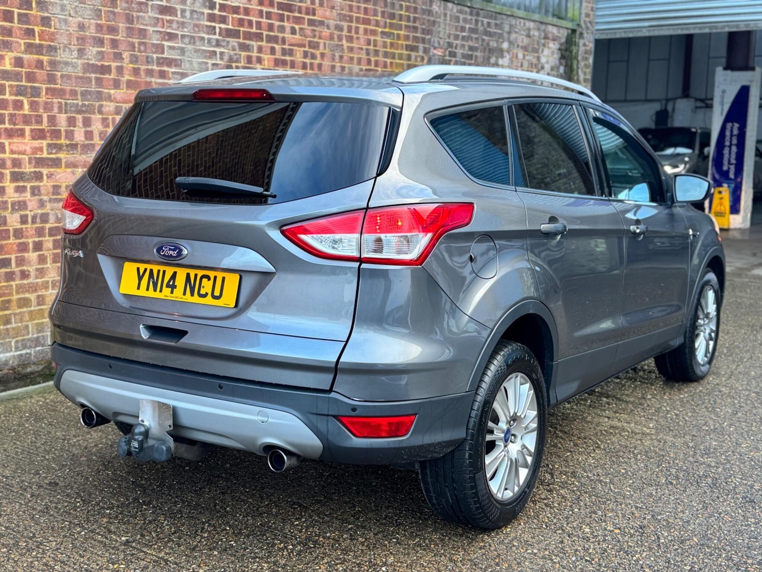 Used Ford Kuga 2014 for sale - 76742962: Photo 7