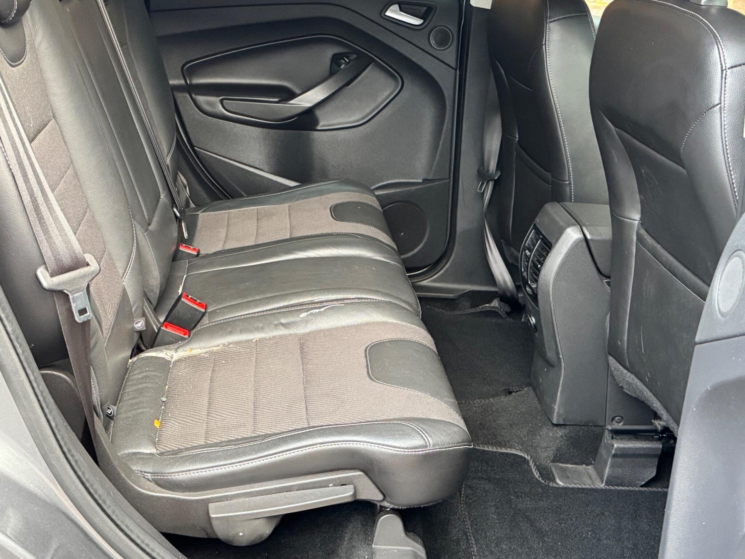 Used Ford Kuga 2014 for sale - 76742962: Photo 8