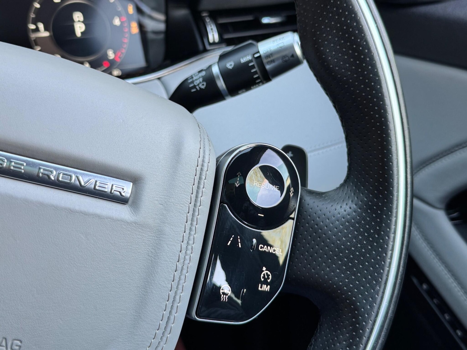 Used Land Rover Range Rover Evoque 2019 for sale - 76592033: Photo 53