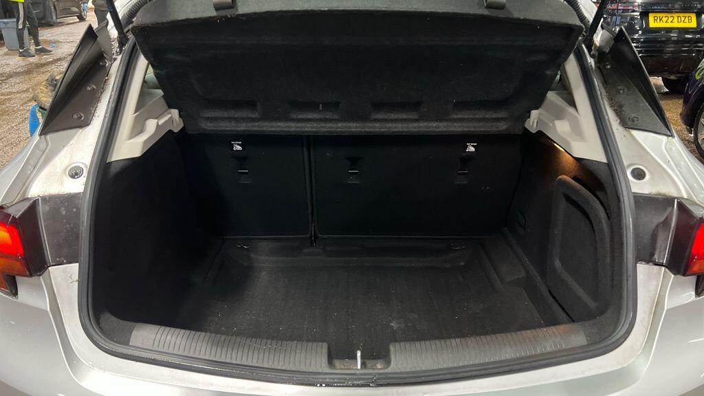 Used Vauxhall Astra 2018 for sale - 77586608: Photo 9