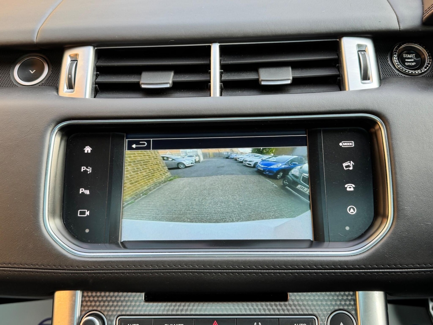 Used Land Rover Range Rover Sport 2015 for sale - 76608584: Photo 30