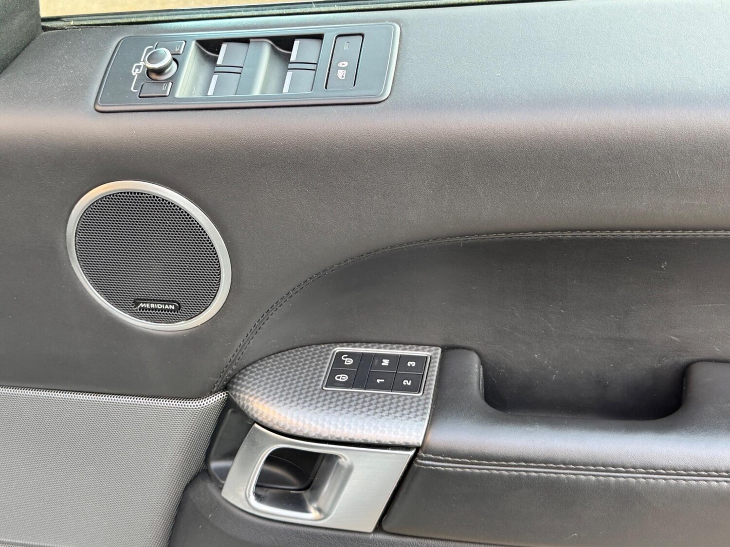 Used Land Rover Range Rover Sport 2015 for sale - 76608584: Photo 35