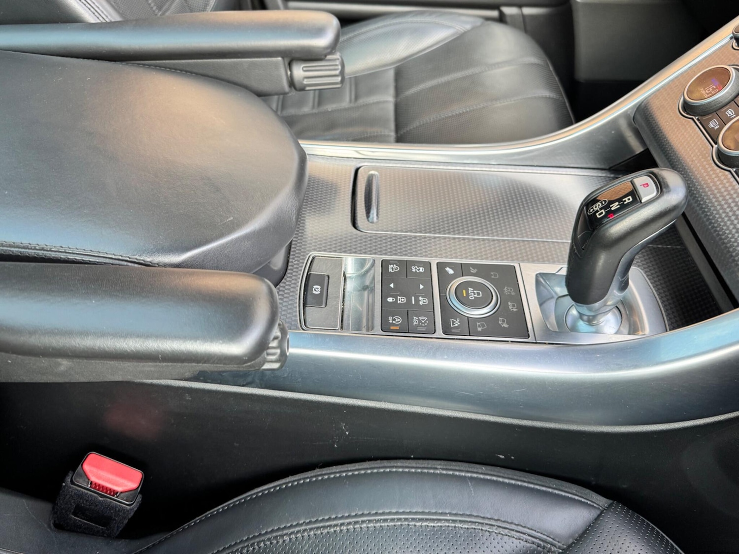 Used Land Rover Range Rover Sport 2015 for sale - 76608584: Photo 40