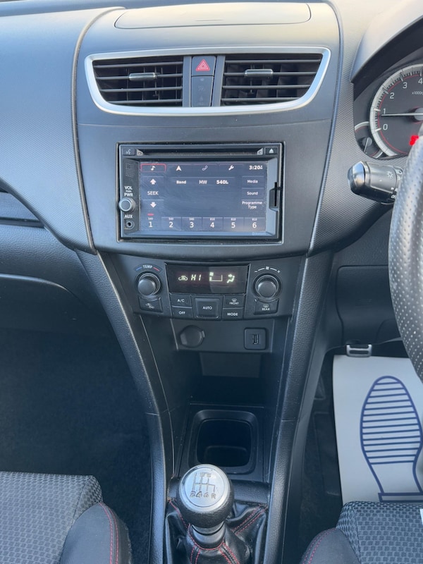 Used Suzuki Swift 2017 for sale - 76326499: Photo 24
