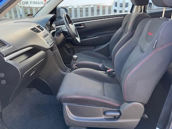 Used Suzuki Swift 2017 for sale - 76326499: Photo 4