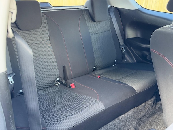 Used Suzuki Swift 2017 for sale - 76326499: Photo 7