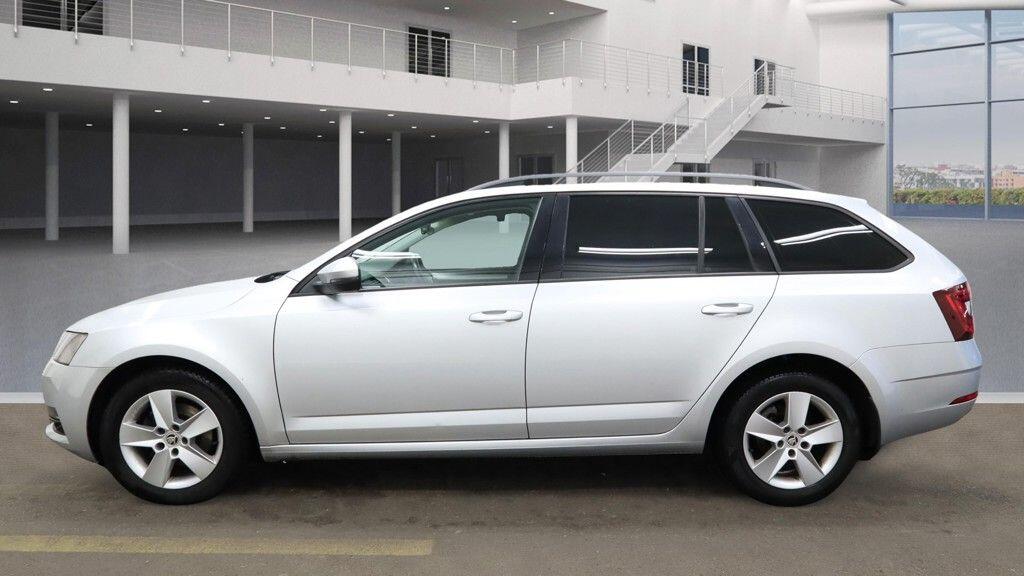 Used Skoda Octavia 2017 for sale - 76326873: Photo 8