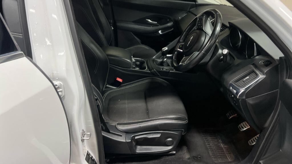 Used Jaguar E-Pace for sale - 77510653: Photo 3