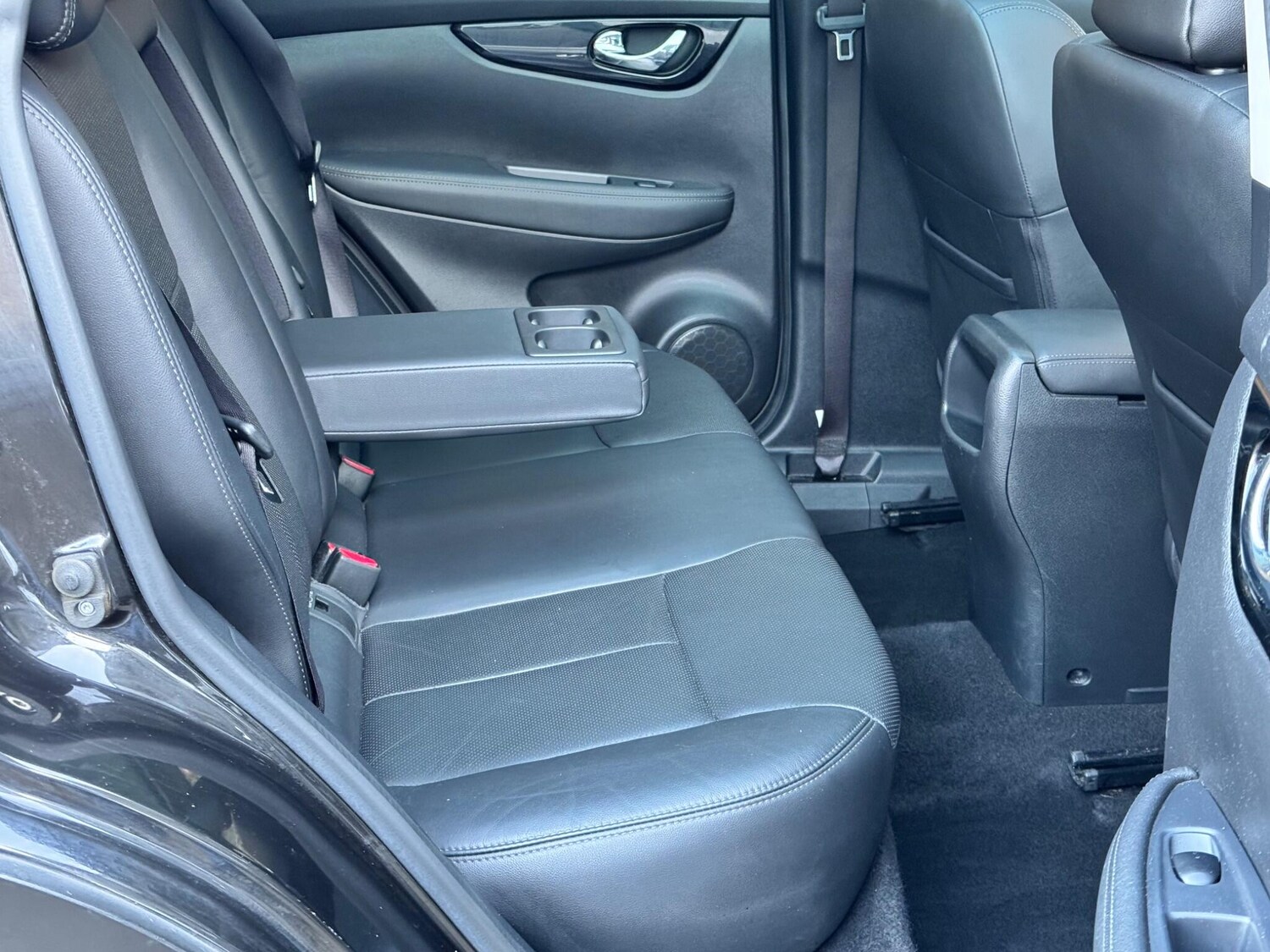 Used Nissan Qashqai 2017 for sale - 76360692: Photo 11