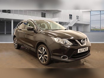 2017 (17) - 1.6 dCi Tekna 2WD Euro 6 (s/s) 5dr