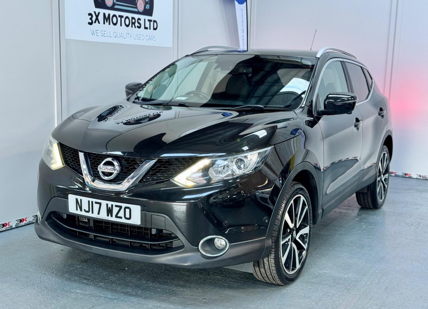 Used Nissan Qashqai 2017 for sale - 76360692: Photo 2