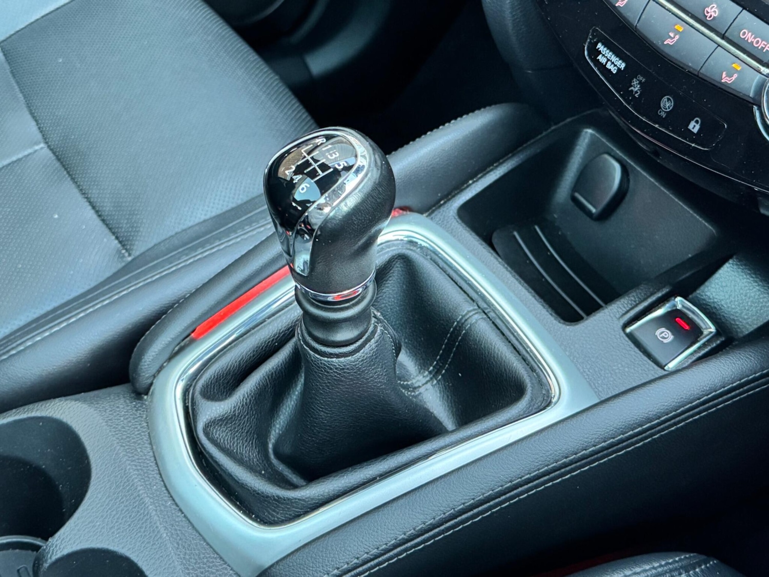 Used Nissan Qashqai 2017 for sale - 76360692: Photo 38