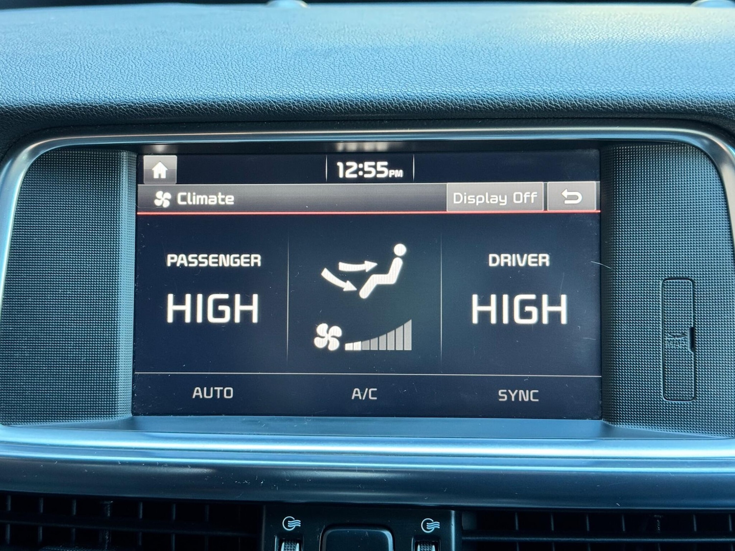 Used Kia Optima 2017 for sale - 76657047: Photo 30