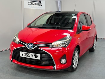 Used Toyota Yaris 2015 for sale - 76988304: Photo