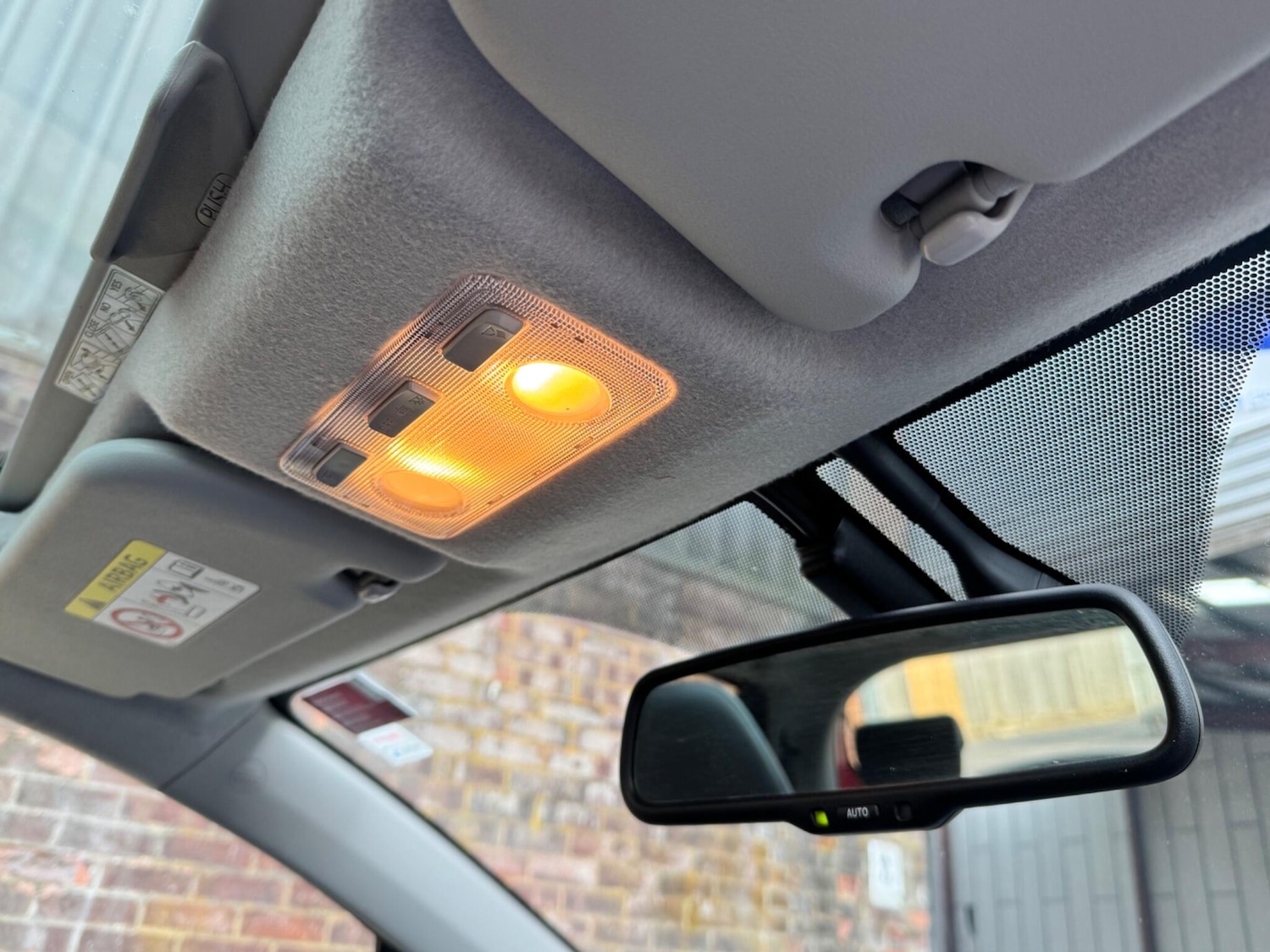 Used Toyota Yaris 2015 for sale - 76988304: Photo 45