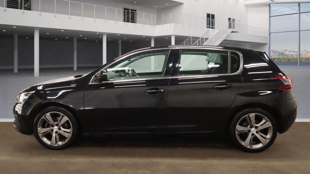 Used Peugeot 308 2020 for sale - 77400774: Photo 10