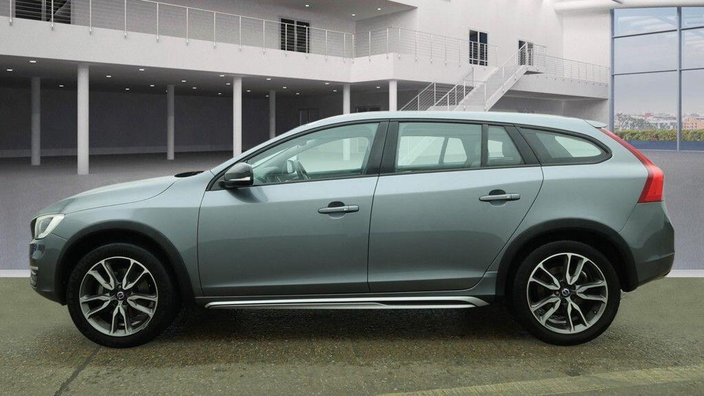 Used Volvo V60 Cross Country for sale - 77511063: Photo 8
