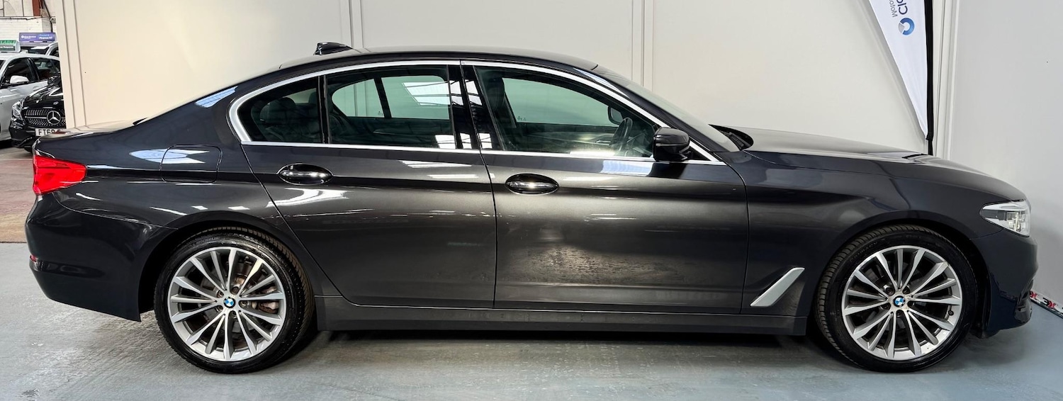 Used BMW 5 Series 2017 for sale - 76326989: Photo 13