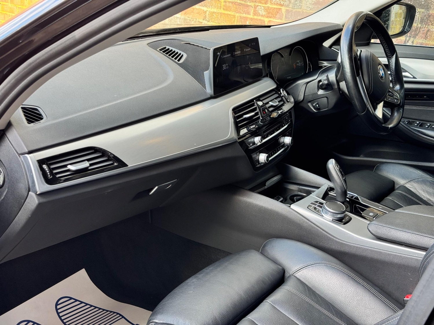 Used BMW 5 Series 2017 for sale - 76326989: Photo 22