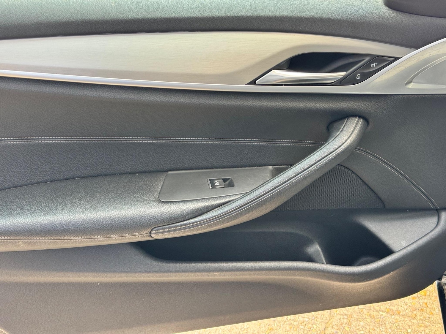 Used BMW 5 Series 2017 for sale - 76326989: Photo 36