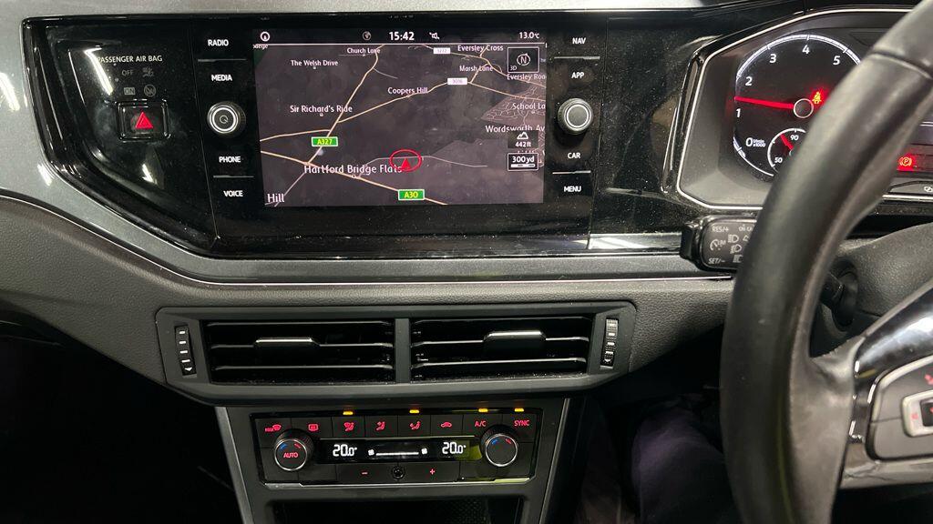 Used Volkswagen Polo 2018 for sale - 76498433: Photo 12