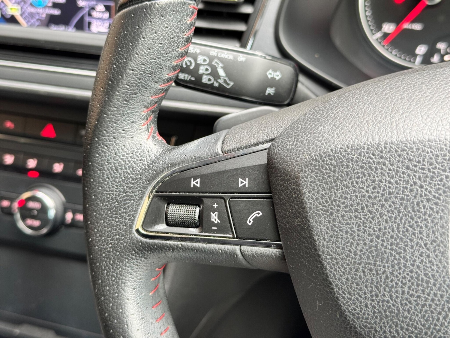 Used SEAT Leon 2013 for sale - 76325915: Photo 44