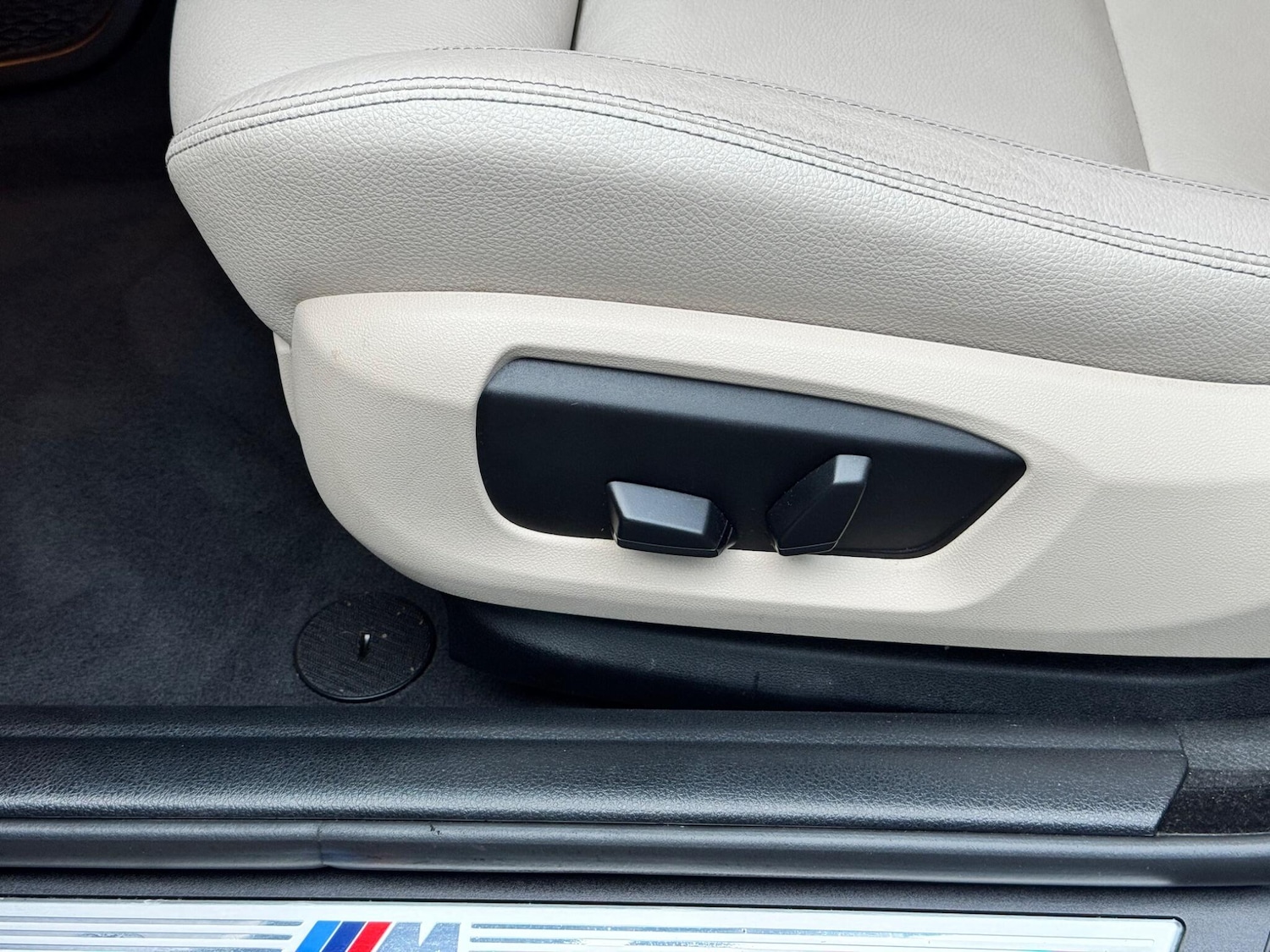 Used BMW 5 Series 2016 for sale - 76326112: Photo 37