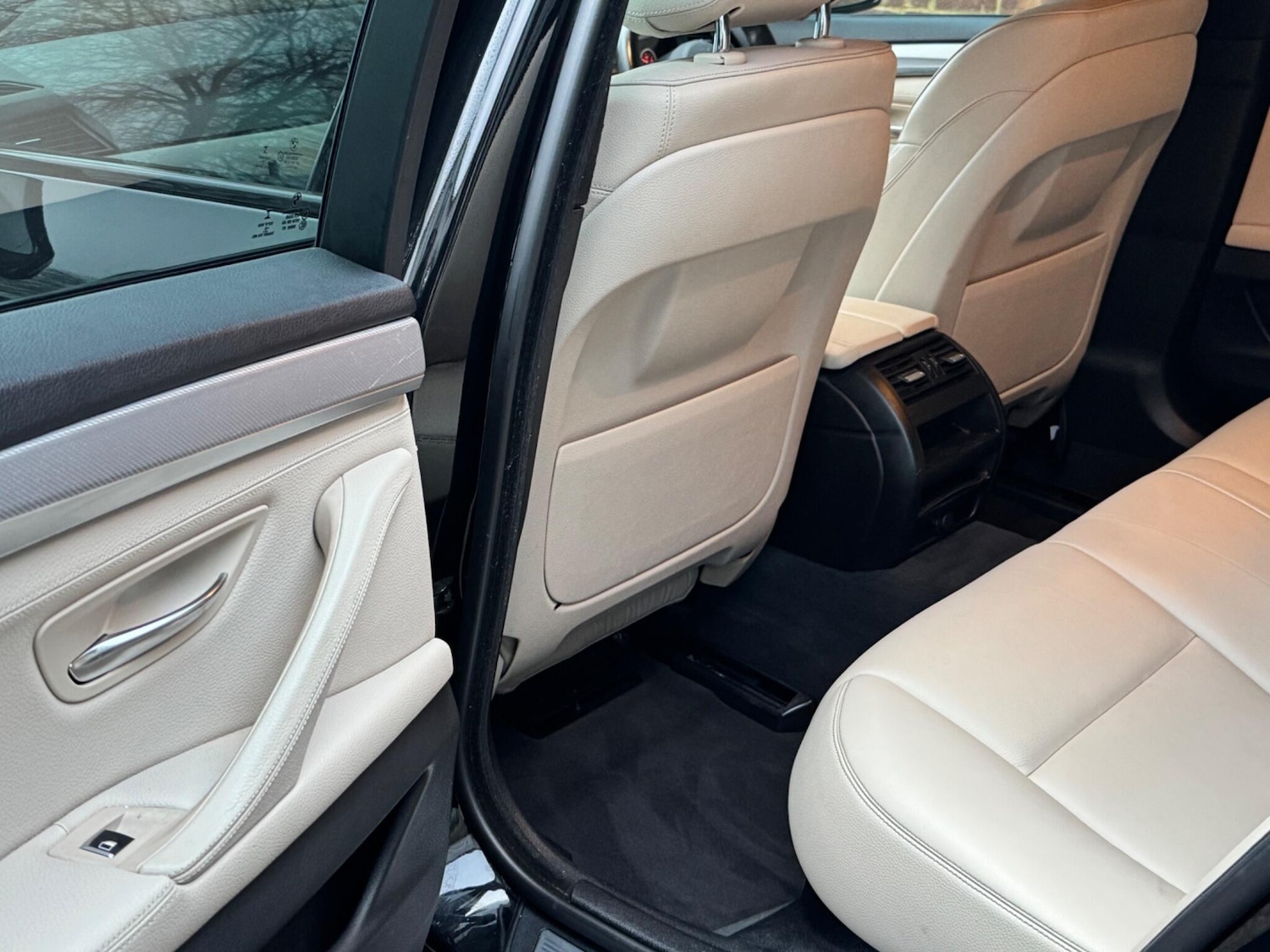 Used BMW 5 Series 2016 for sale - 76326112: Photo 43