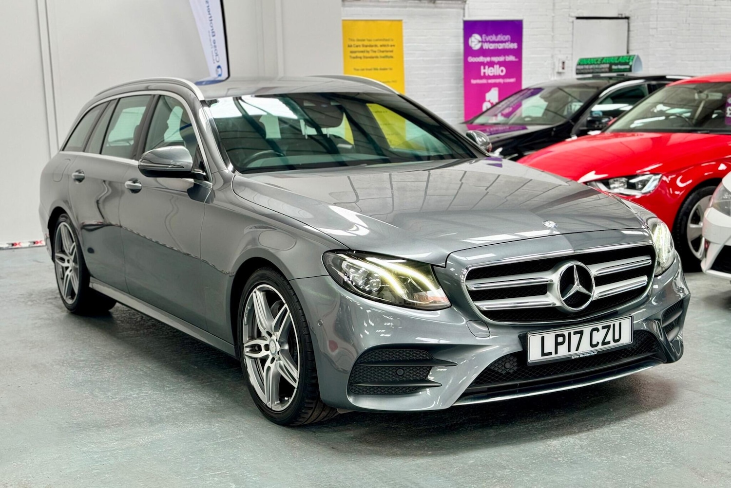 Used Mercedes-Benz E Class 2017 for sale - 76327334: Photo 3