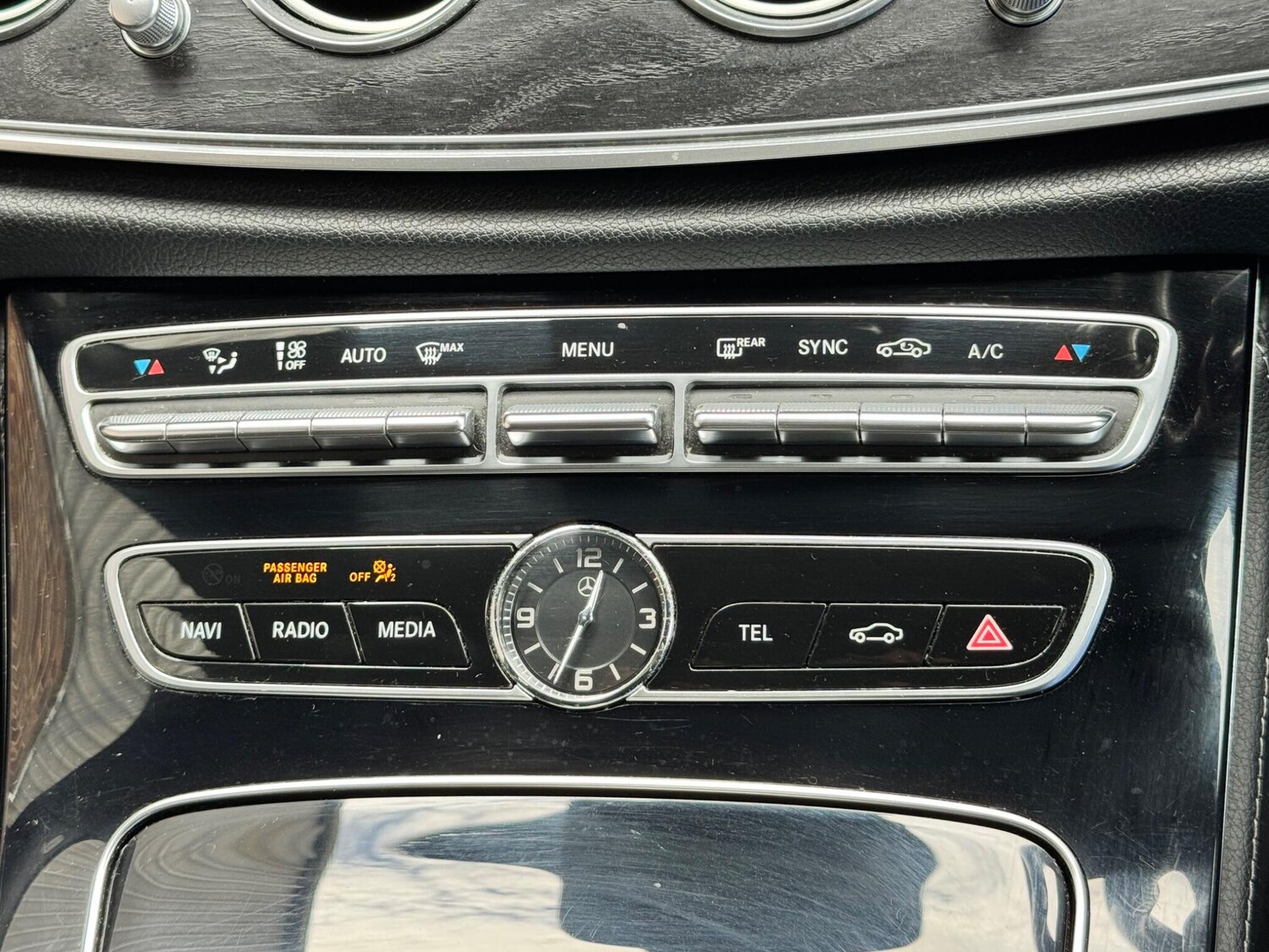 Used Mercedes-Benz E Class 2017 for sale - 76327334: Photo 36
