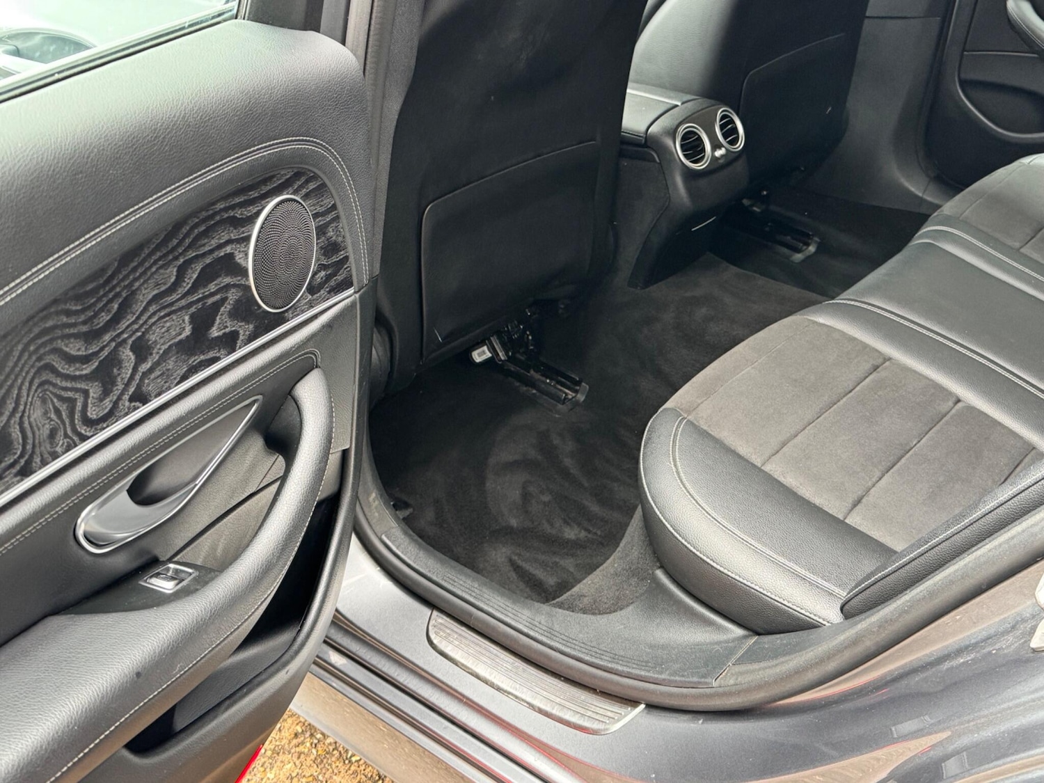 Used Mercedes-Benz E Class 2017 for sale - 76327334: Photo 47