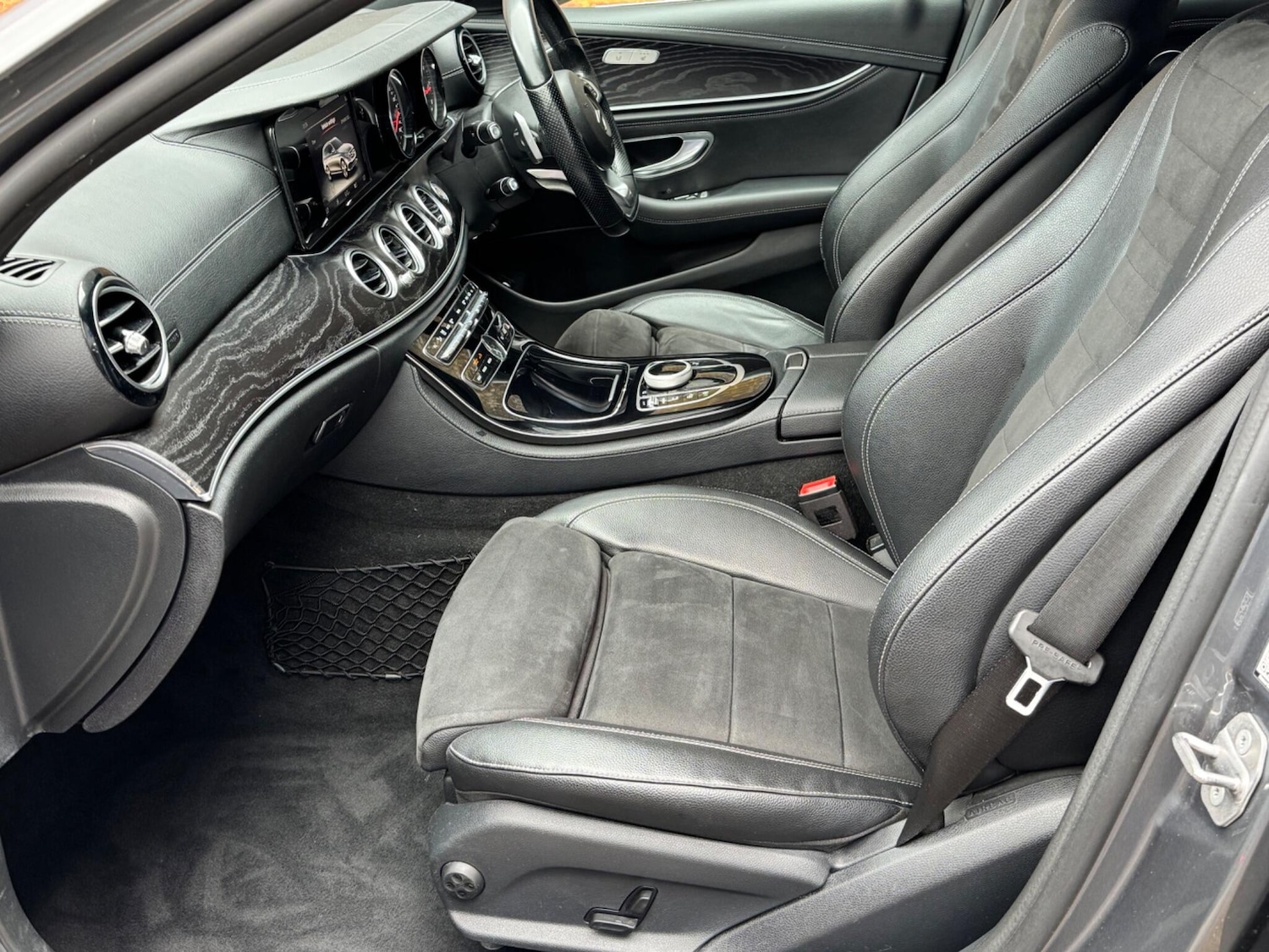 Used Mercedes-Benz E Class 2017 for sale - 76327334: Photo 7