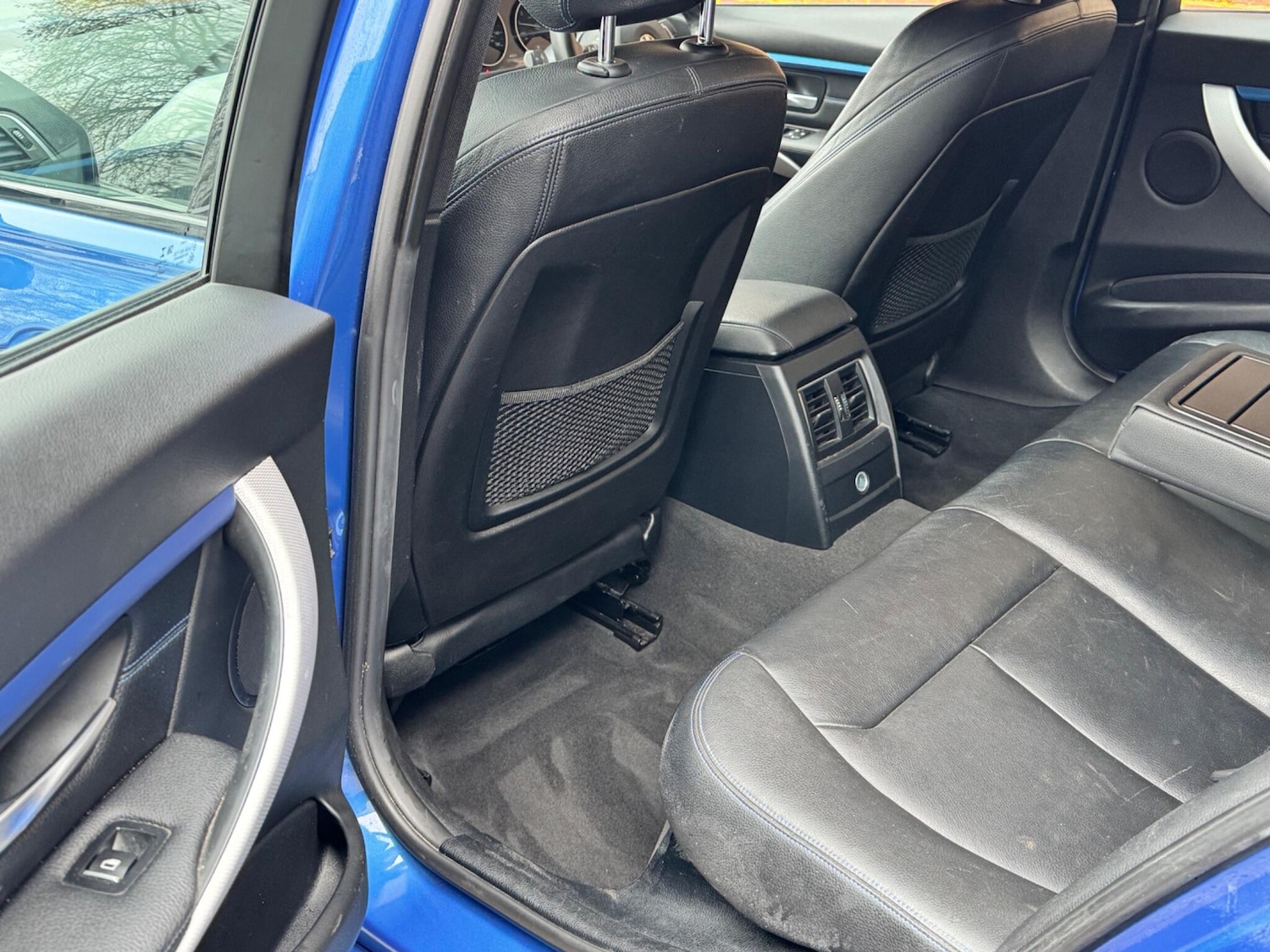 Used BMW 3 Series 2017 for sale - 77320920: Photo 41