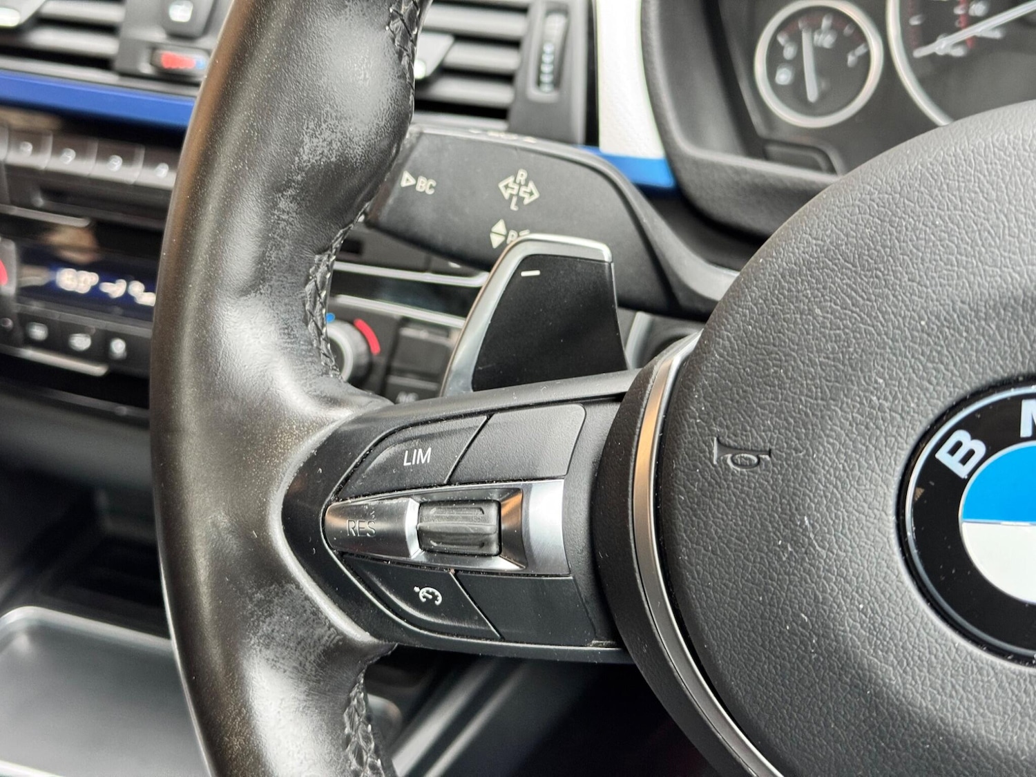 Used BMW 3 Series 2017 for sale - 77320920: Photo 44